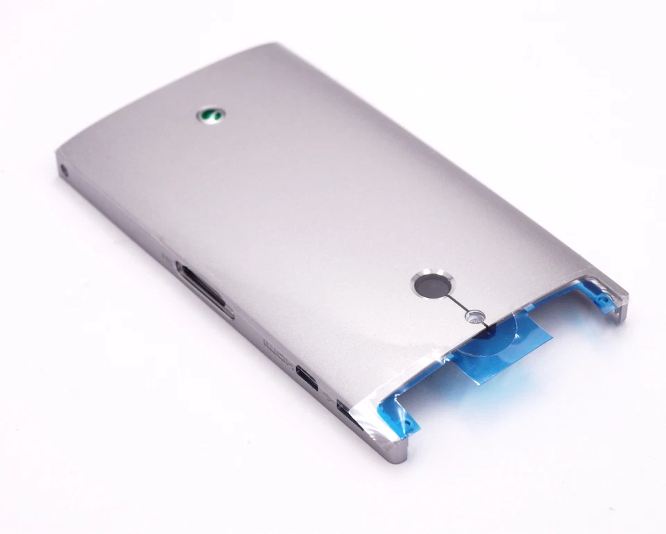 Carcasa Trasera Original Sony Xperia P LT22i Plateada Foto 2 de 4