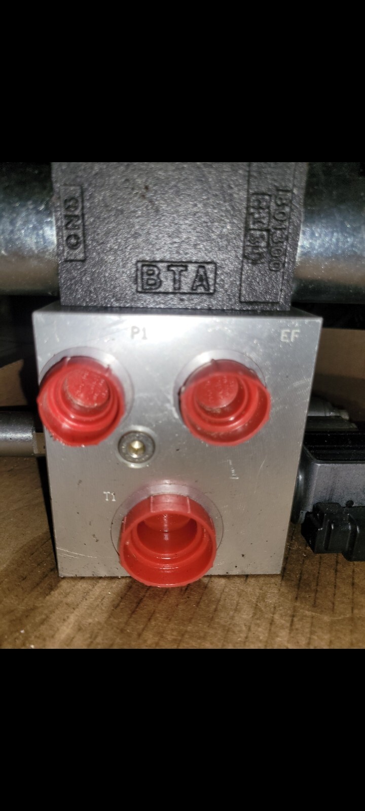 parker hydraulic manifold solenoid Valve/Bucket Truck/Altec/Terex