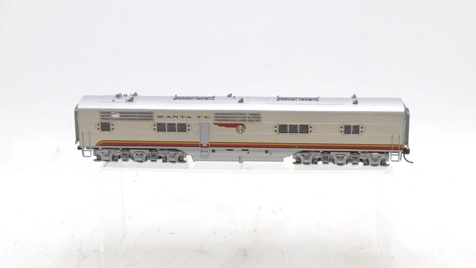Broadway Limited 6895 HO ATSF E1 B-Diesel Locomotive Sound/DC/DCC #4A EX/Box - Image 2 of 4