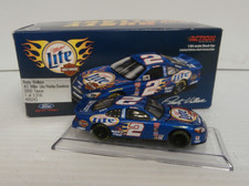 Action NASCAR Rusty Wallace Ford Taurus Miller Lite Harley Davidson 1/64 Diecast