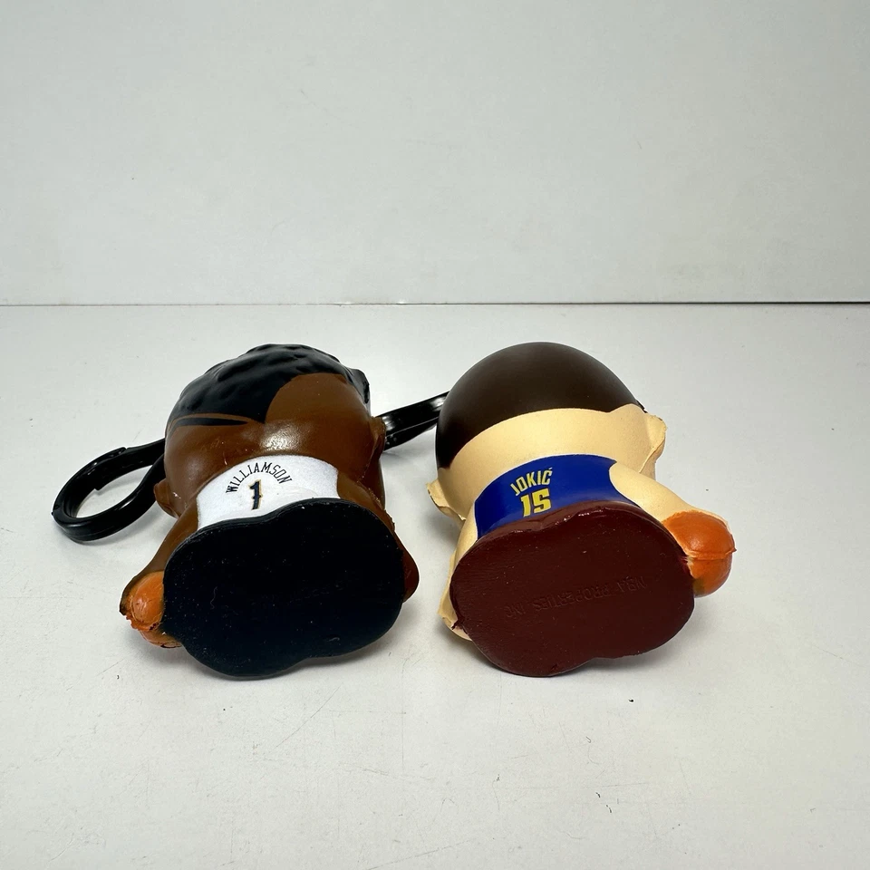 Llavero Nikola Jokic NBA Denver Zion Williamson New Orleans SqueezyMates Foto 4 de 4