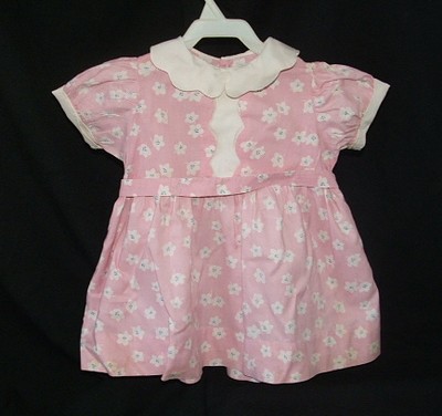 Rare ancienne robe de fillette cousue main, linge ancien