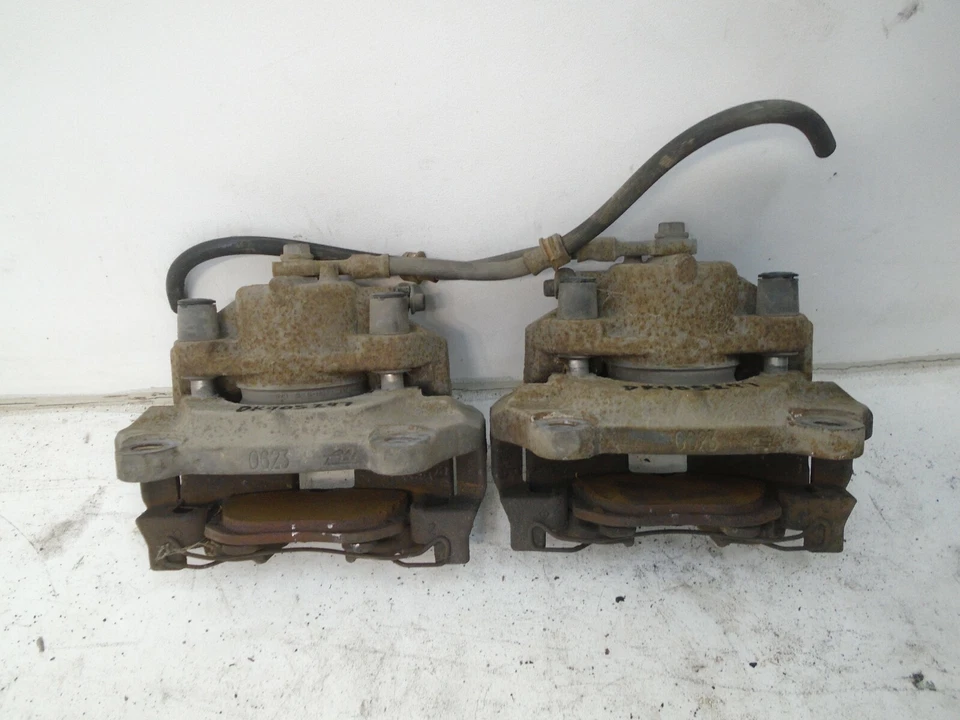 03-11 萨博 9-3 轿车前左右制动卡钳一对原始设备制造商 CDK905297 — 第 2/4 张图片