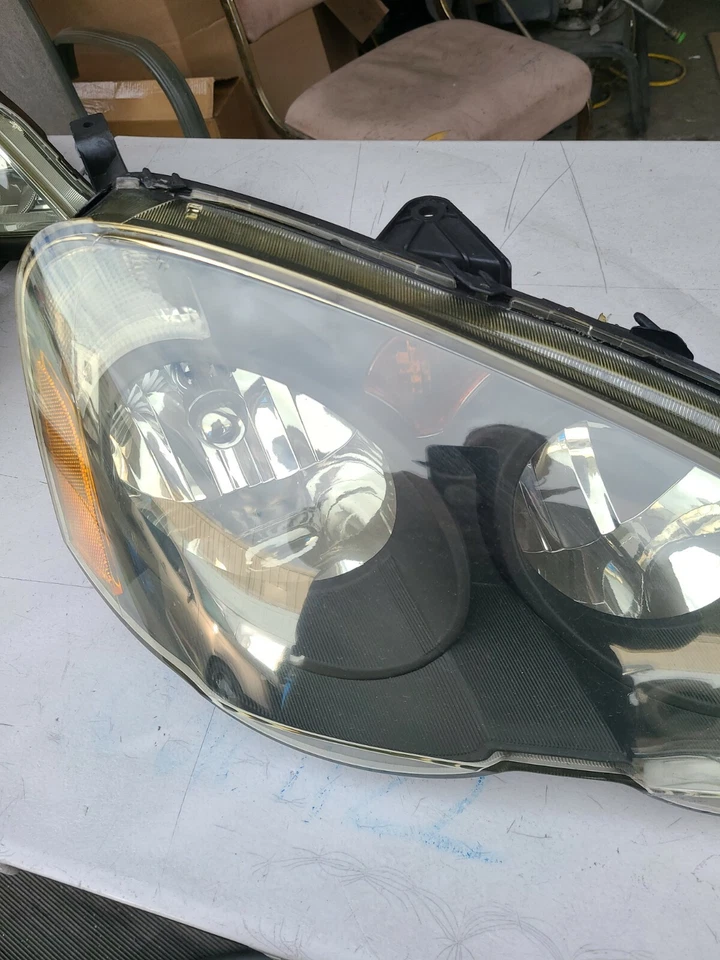 FARO PASAJERO DERECHO AFTERMARKET ACURA RSX 2002-2004  Foto 3 de 4