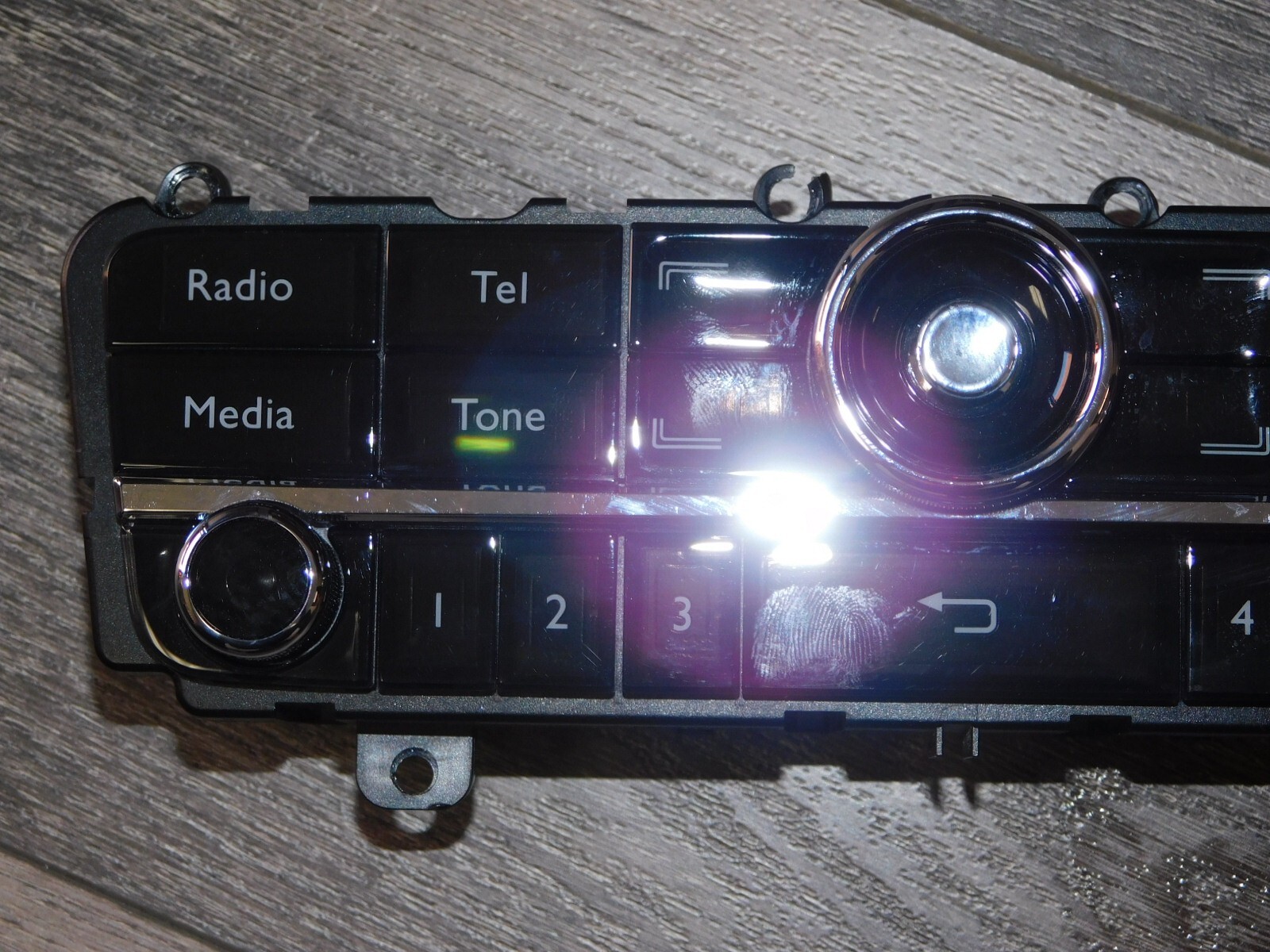 10-18 BENTLEY MULSANNE MULITMEDIA UNIT OEM# 3Y0 907 595 F