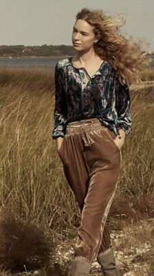NEW! Anthropologie Size XS Faustino Velvet Peasant Floral Boho Top Blouse NWT