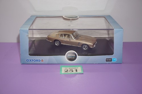Oxford Diecast JI001 Jensen Interceptor in Gold Maßstab 1:43 Modell OVP