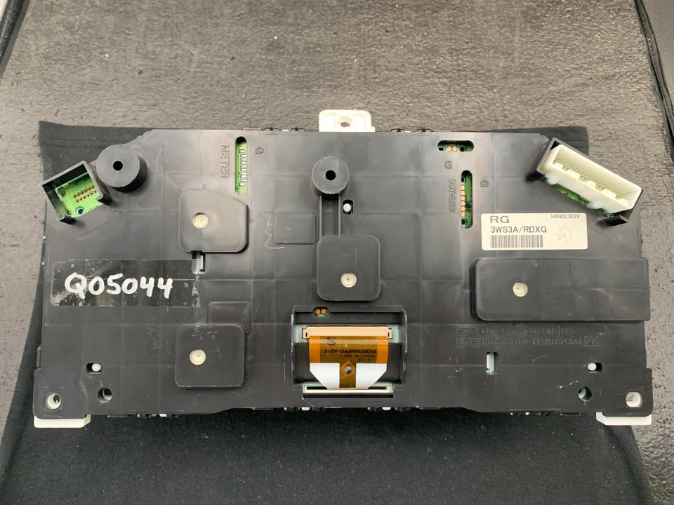 *Speedometer Instrument Cluster 2013-2017 Nissan Quest S / SL / SV 110,926 Miles - Image 2 of 3