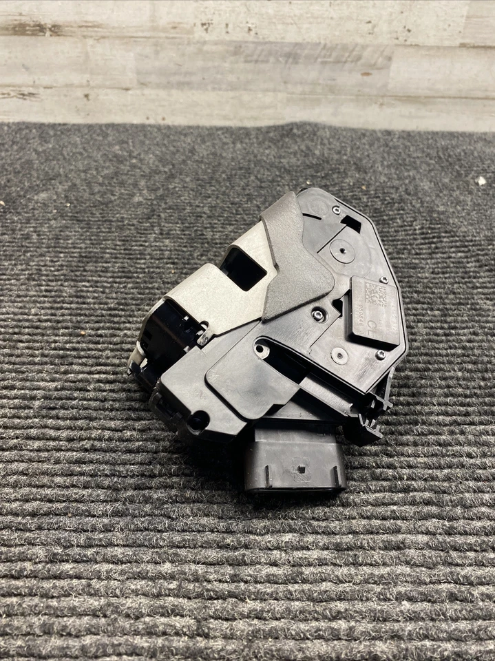 Motor actuador de bloqueo de puerta delantera Ford OEM 11-18 Fiesta AE8Z-5421813-D Foto 4 de 4