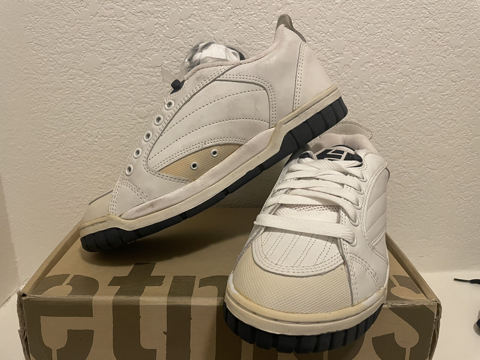 Early 2000s Classic Etnies Shoes Etnies Callicut E-Collection