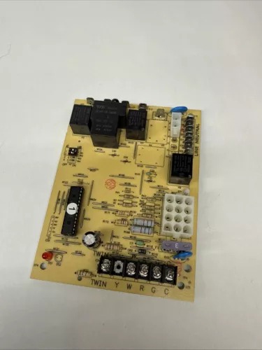Goodman Amana PCBBF112S 50A55-743 Furnace Control Circuit Board *FOR PARTS*