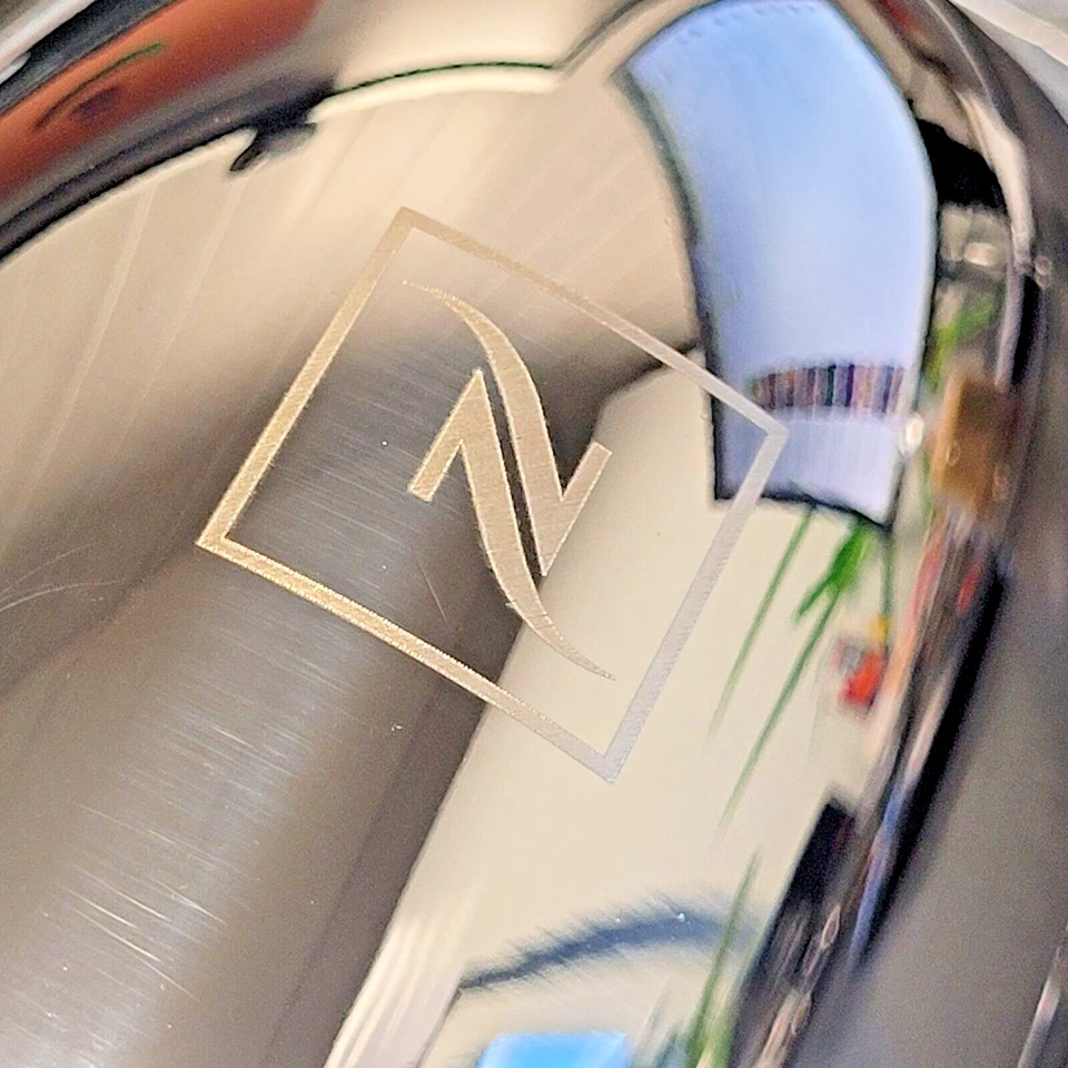 Nespresso - Pot à lait Inox/ Stainless 500 ml - neuf dans son caron d'origine - Photo 2/4