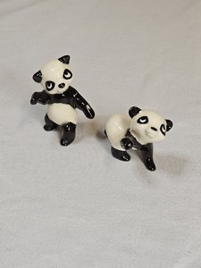 vintage Hagen Renaker Panda Bear ceramic miniatures.