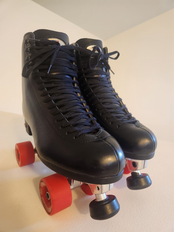 Custom Riedell 120 Black Leather Boot Skates Size 9.5 9 1/2