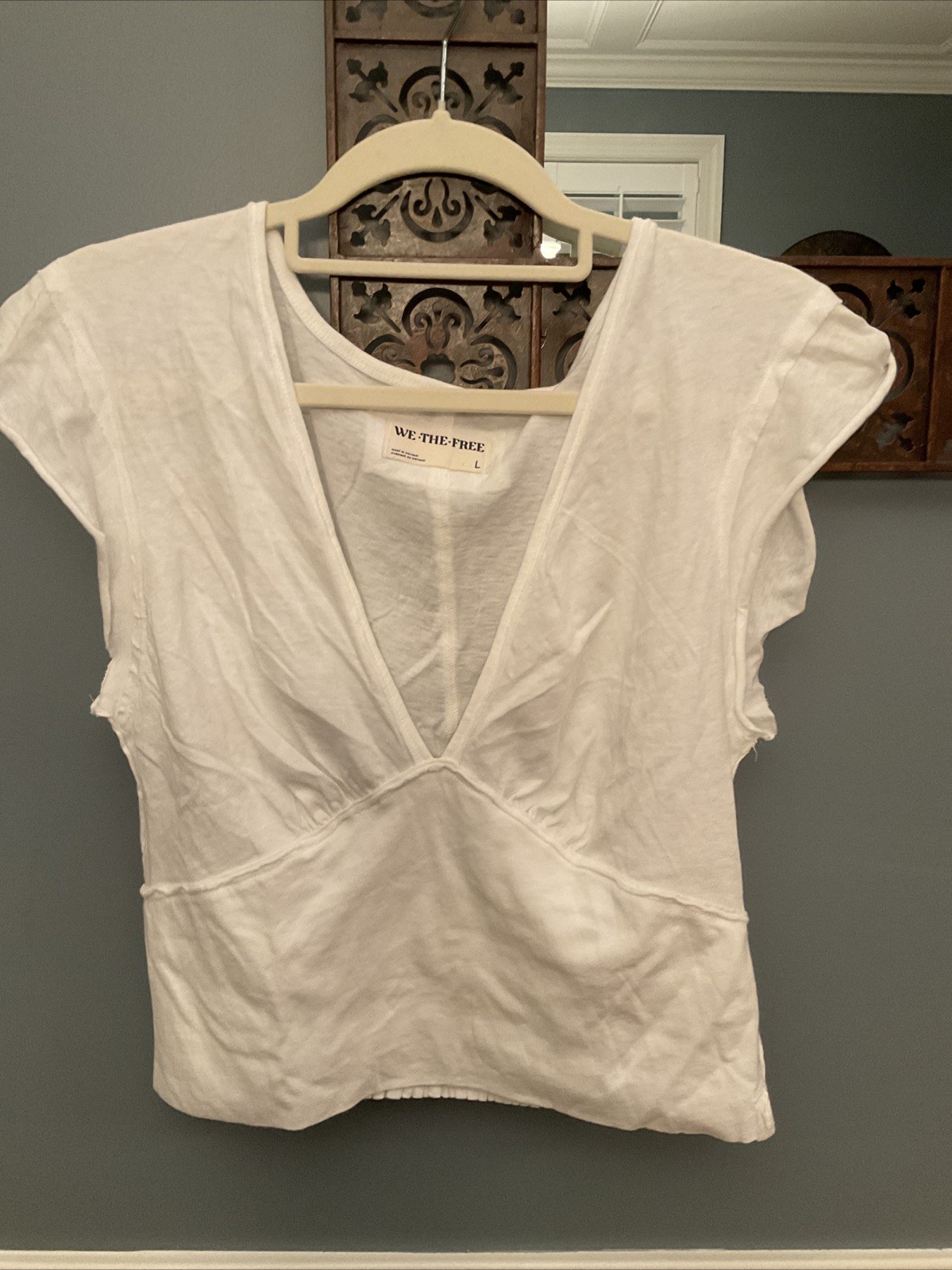 Free People We The Free Smocked Plunge Crop Tee White Size Large NWOT 0136