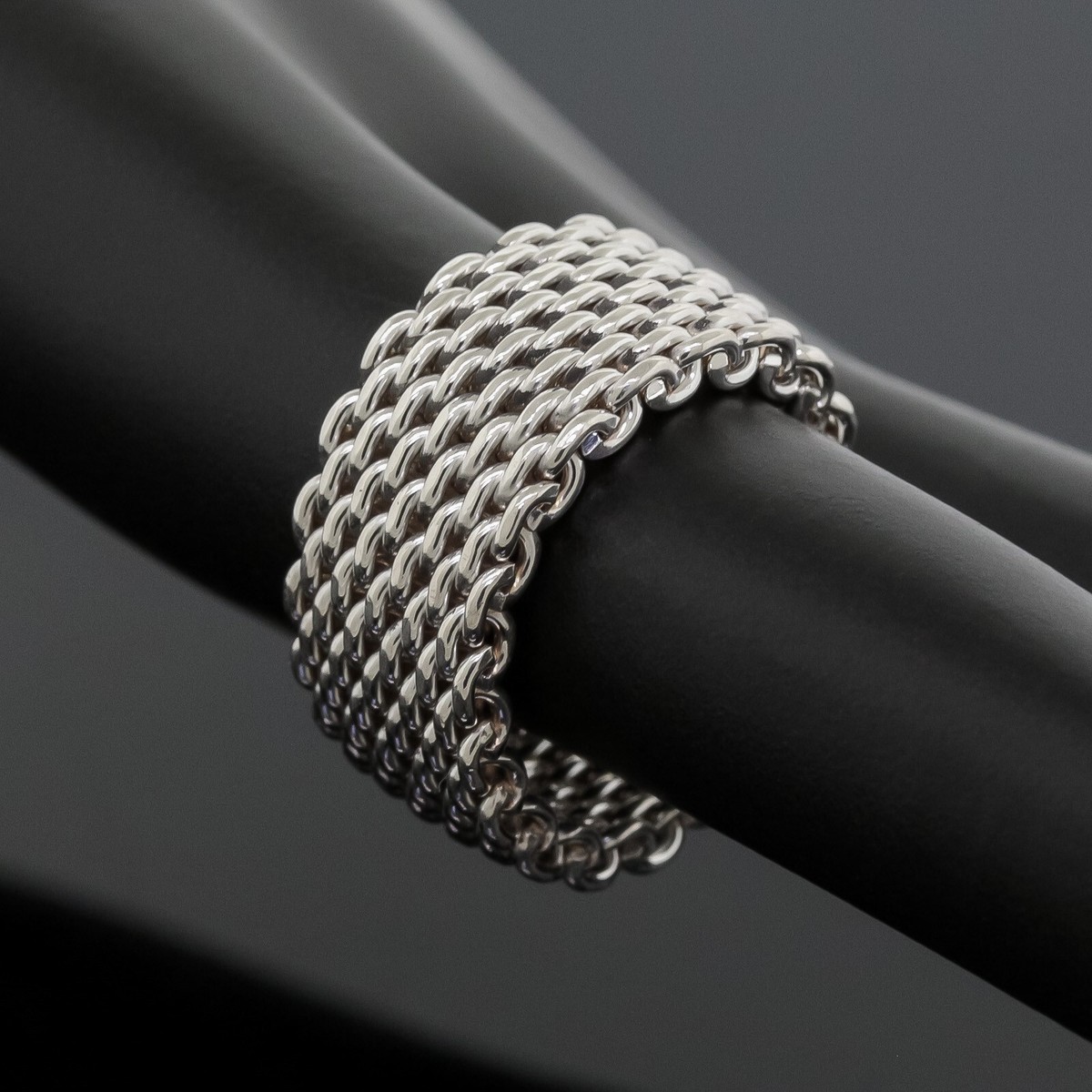 Tiffany & Co. Somerset 10MM Wide Band Mesh Weave Chain Ring Tiffany & Co. Somerset 10MM Wide Band Mesh Weave Chain Ring