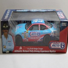 RICHARD PETTY 2006 PROMO RICHARD PETTY DRIVING EXPERIENCE DODGE MEGA XRARE