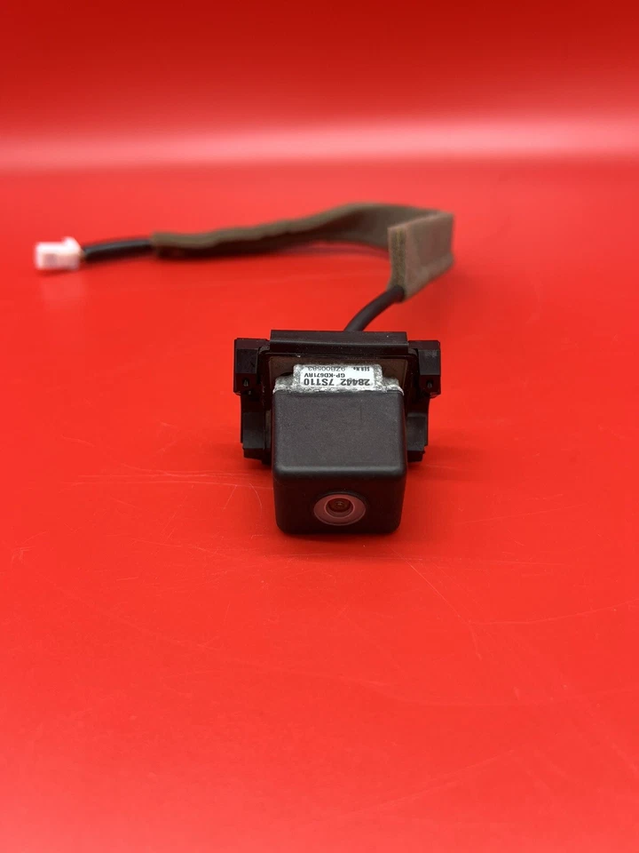 2003-2010 Infiniti QX56 QX 56 Rear Camera Backup OEM 28442-7S110 - Image 2 of 4