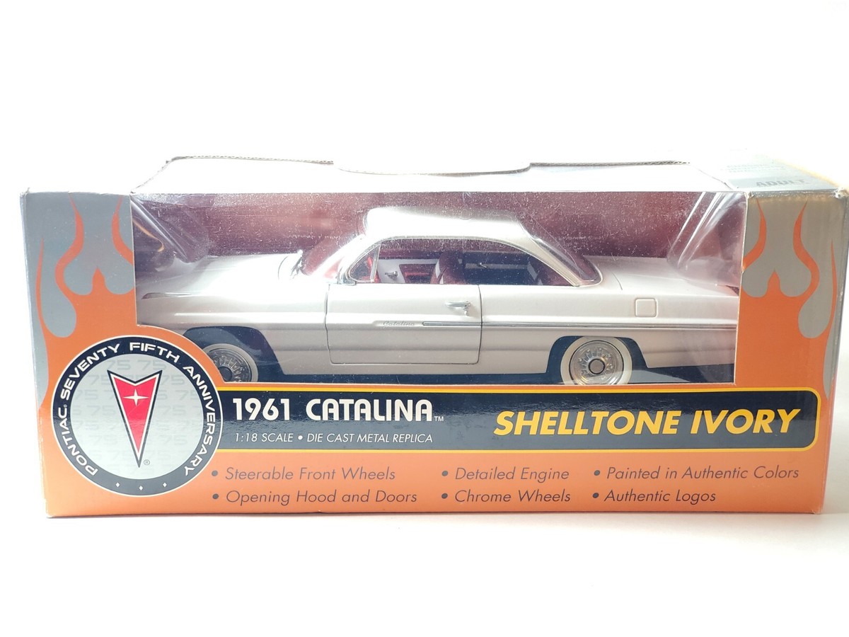 Ertl American Muscle 1961 Pontiac Catalina 1:18 Diecast 75th