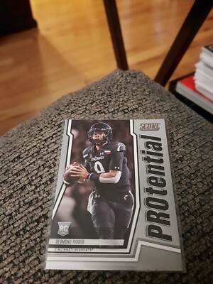 2022 Score Football Desmond Ridder RC Protential P-DR Atlanta Falcons