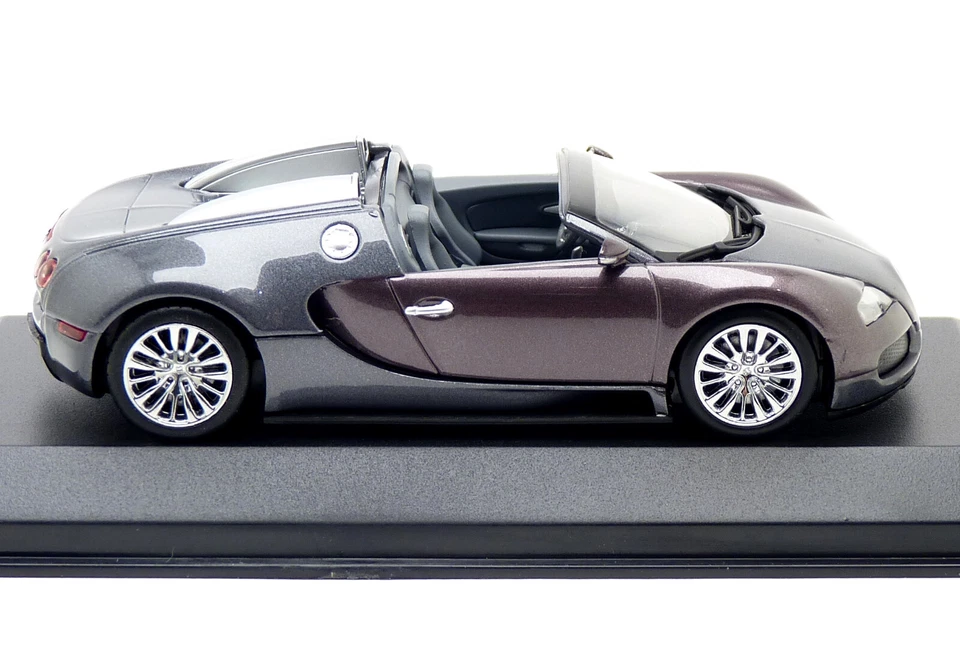 Minichamps 400 110830 - Bugatti EB 16.4 Veyron Grand Sport grau - PKW 1:43 - Bild 3 von 4
