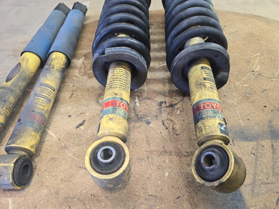 Toyota Tacoma 2001-2004 4x4 Bilstein SHOCKS PUNTAL SET CABINA EXTRA V20 Foto 4 de 4