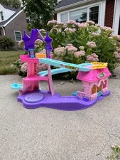 Little People Princess Klip Klop Castle Stable. Sound & Lights Work! Stable Only