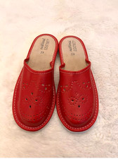 Women`s/Ladies Leather Slippers 100% Natural Leather.