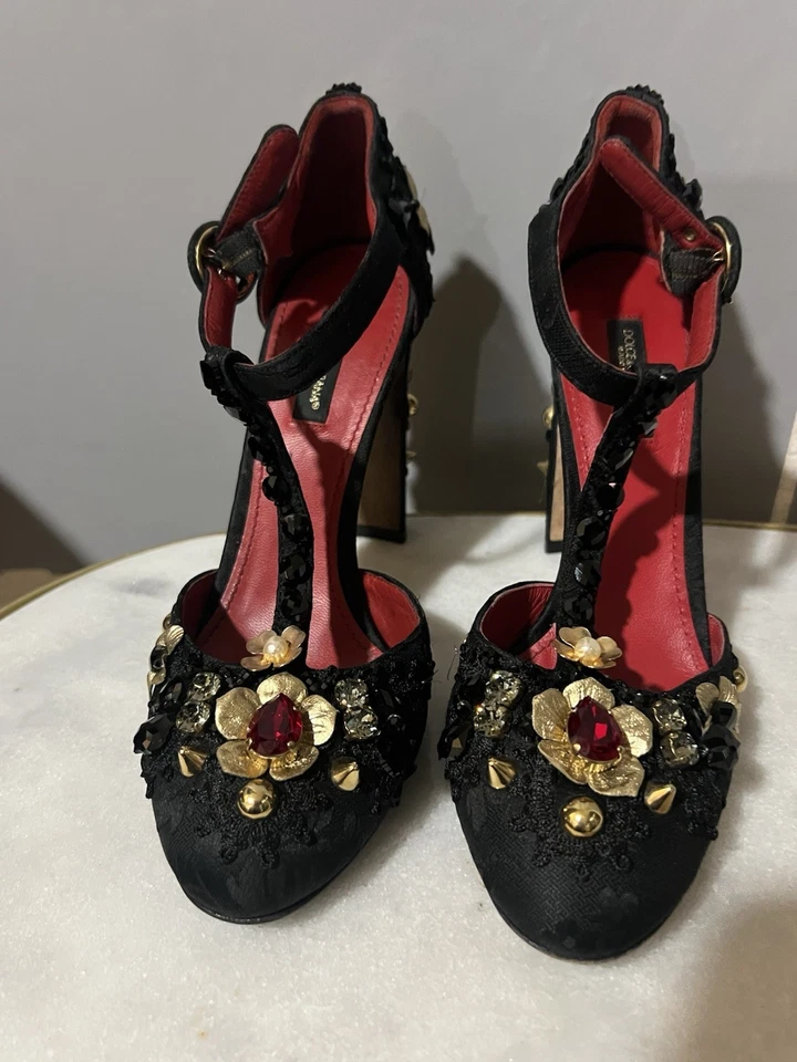 Dolce & Gabbana Limited Edition Black Runway Jewel Platform Heels Size 37 US 7 - Image 3 of 4
