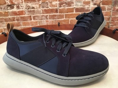 Clarks Lace-up Sneakers sz 6 Navy Blue Cloud Steppers Step Move Fly Shoes New