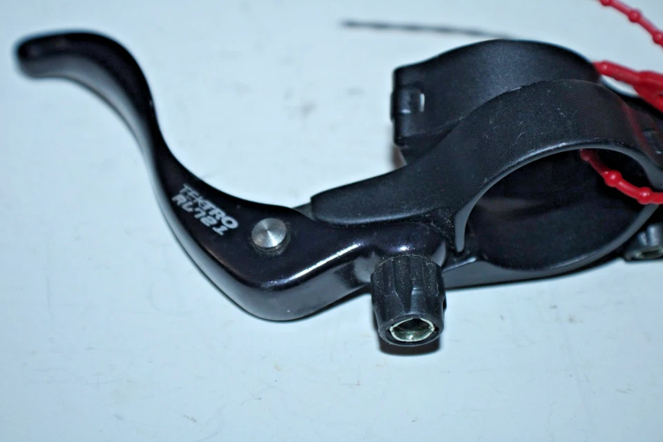 Tektro RL721 Brake Lever Set Black 31.8mm MTB Hybrid Trail Hybrid USA Shipping:) - Image 2 of 4
