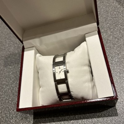 Calvin Klein Luxus Swiss Made Damenuhr