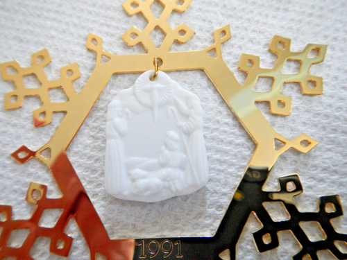 VINTAGE - GREATEST STORY SERIES - HALLMARK 1990 and 1991 ORNAMENT - 2 ORNAMENTS - Picture 4 of 10