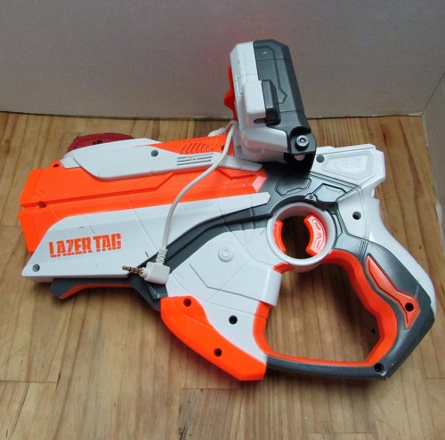 212 hasbro lazer tag blaster gun with iphone dock white gray