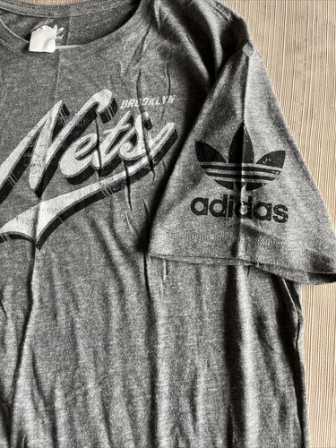 Camiseta Adidas NBA Brooklyn Nets Gris Para Hombre XL Nueva con Etiquetas - Imagen 4 de 6