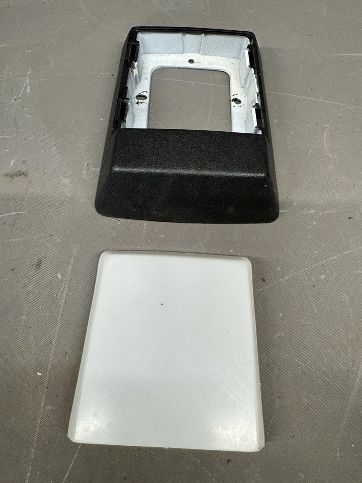 Chevy Camaro Pontiac Firebird 1982-1992 transmisión automática techo luz de cortesía lámpara techo en T Foto 2 de 4