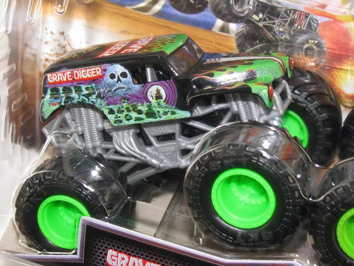 Monster Jam Official 1:64 Scale Die-Cast Monster Trucks 2 Pack
