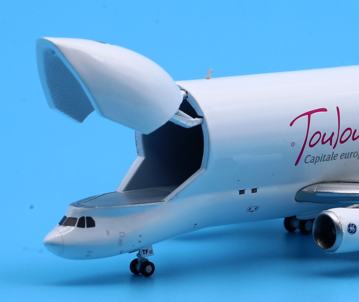 JC Wings 1:400 Airbus A300-600ST 'Beluga No.5' Diecast