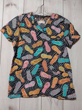 White Cross Scrub Top Ladies Medium Animal Print Flip Flop