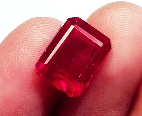 Natural Red Ruby Emerald Shape Loose Gemstone 6.10 Ct Certified With Free Gift - Picture 5 of 6