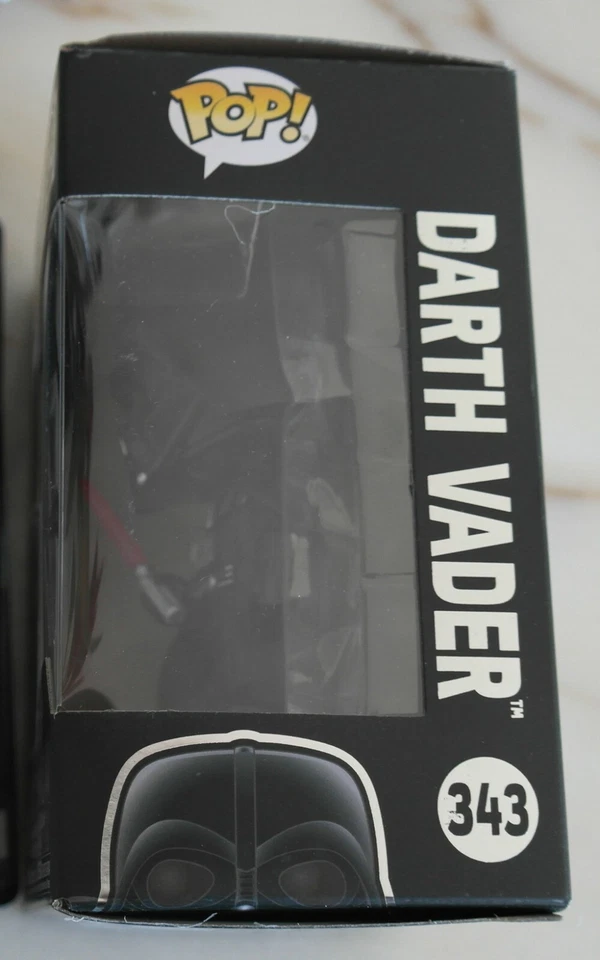 Funko Pop - Star Wars n°343 : DARTH VADER - Lights & Sound - Immagine 4 di 4