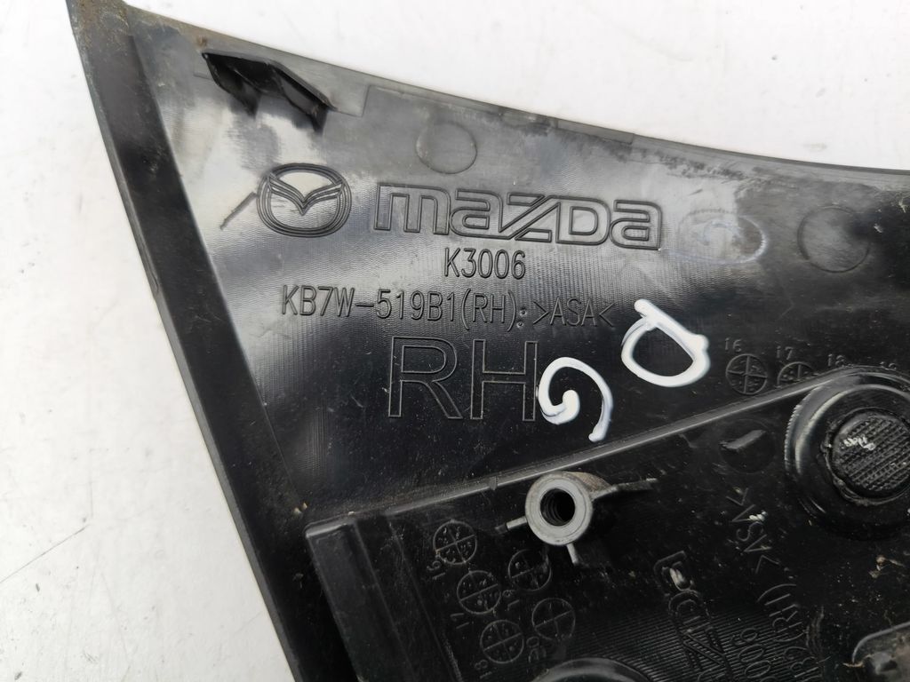 Mazda CX-5 II 2020 Tailgate Bootlid Trim Molding Cover K3006