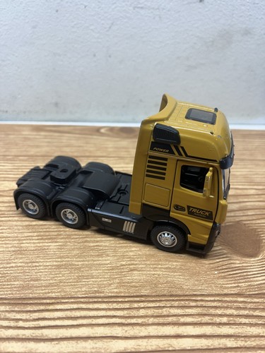 1:50 Scale Diecast Model Truck Toys Actros Tractor, Pull Back Friction Motor - Picture 4 of 10