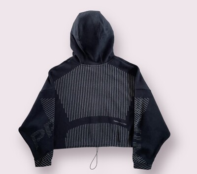 nike pro cropped hoodie