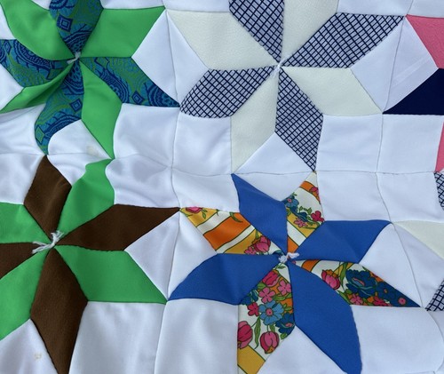 MCM Puritan LeMoyne Lemon Star Hand Stitched Quilt Kaleidescope Colors Yarn Tied - Picture 8 of 16
