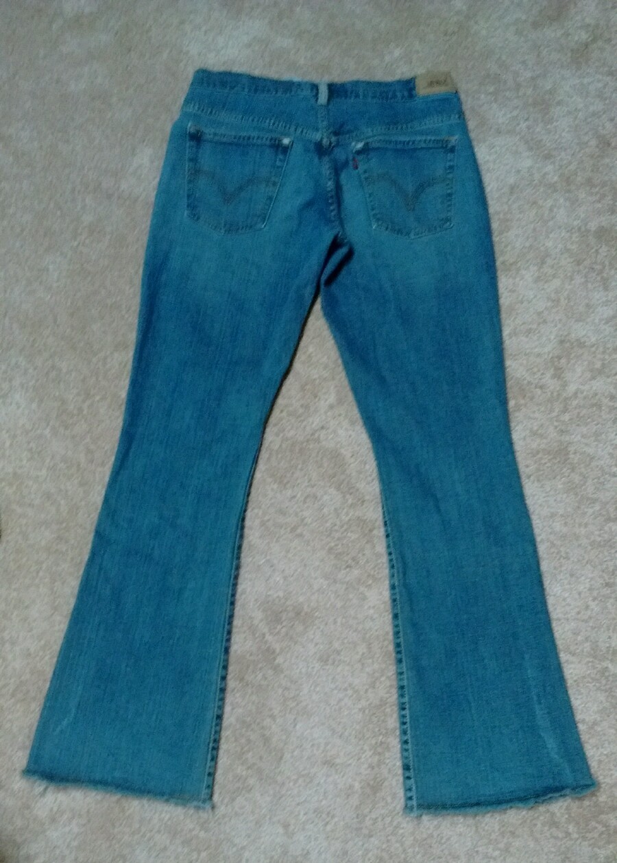 Picture 2 of 12