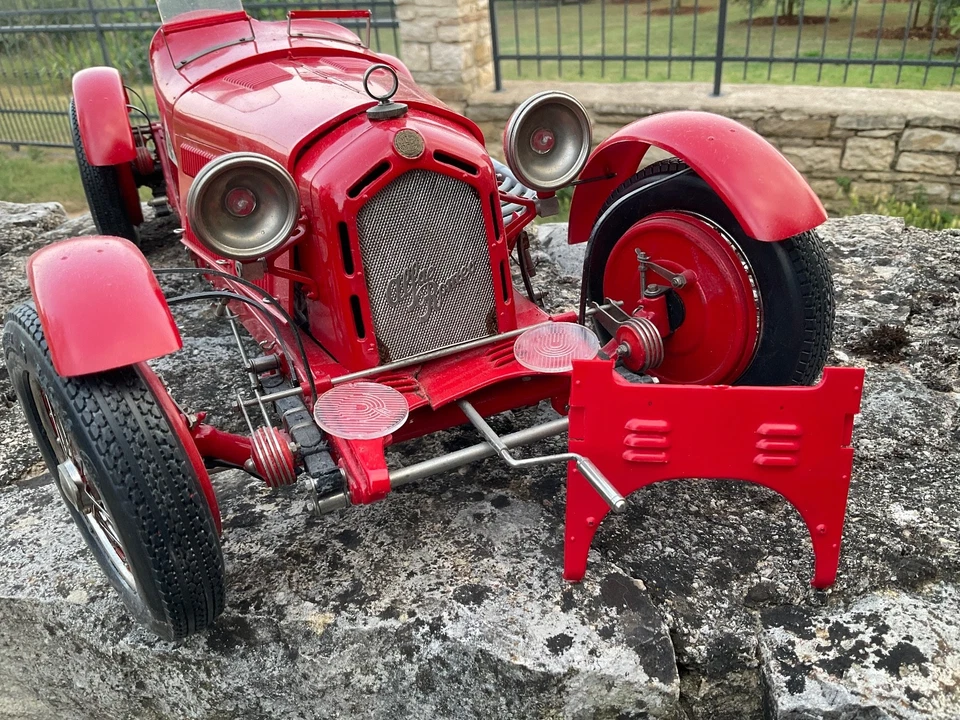 Alfa Romeo 8c 2300 Monza 1931 POCHER Scala 1:8 Kit Vintage - Immagine 2 di 4