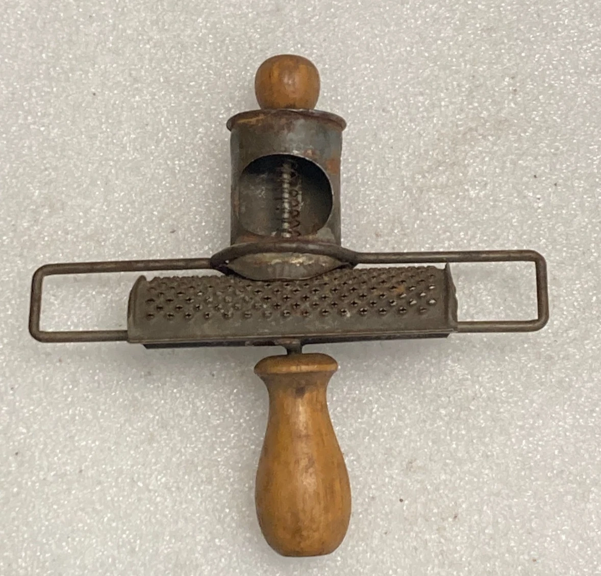Antique THE EDGAR Nutmeg Grater Tin Sliding Spice Grinder Wood Handles