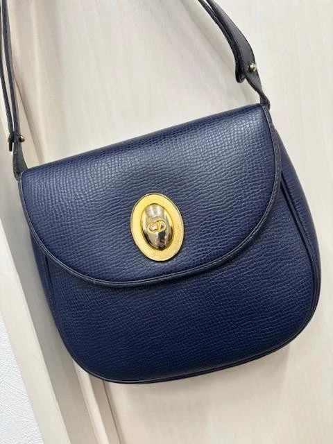 Sac à main bandoulière Christian Dior CD cuir marine authentique