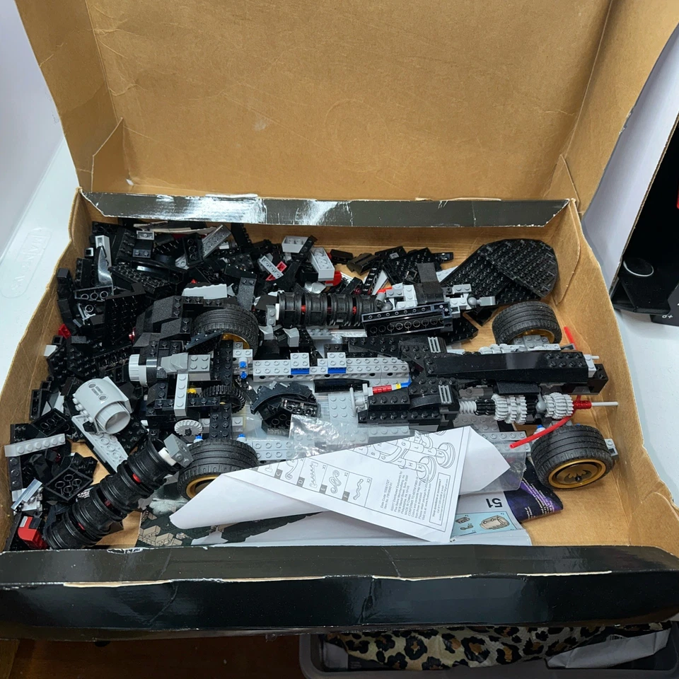 LEGO Batman 7784 The Batmobile: Ultimate Collectors'  2006 read description - Image 4 of 4